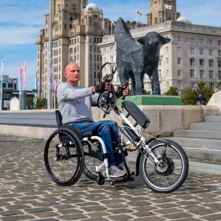 electric power assist for da vinci wheelchair